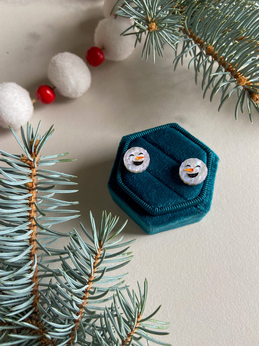 Snowman Studs