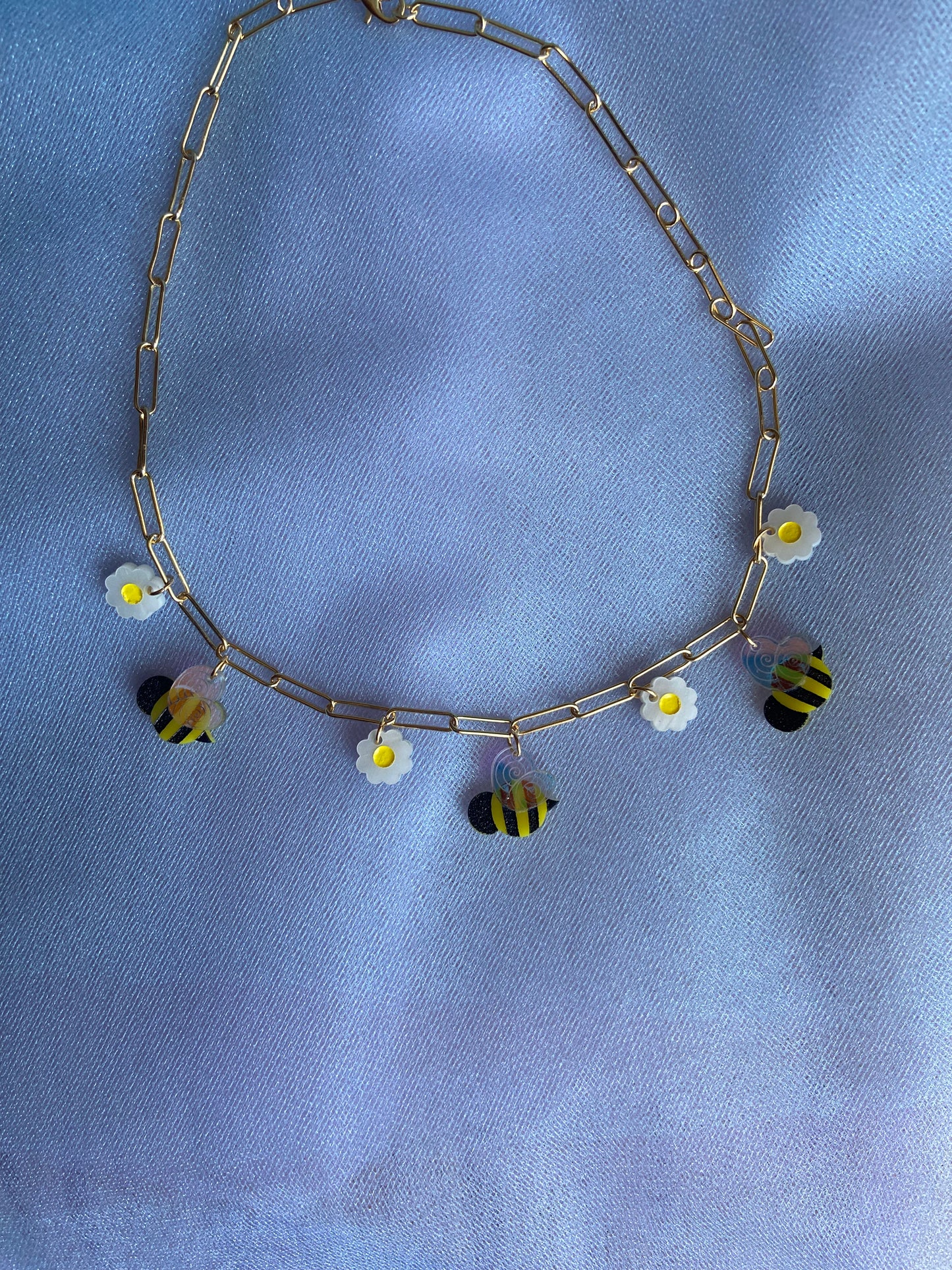 Bumble Bee Floral Necklace