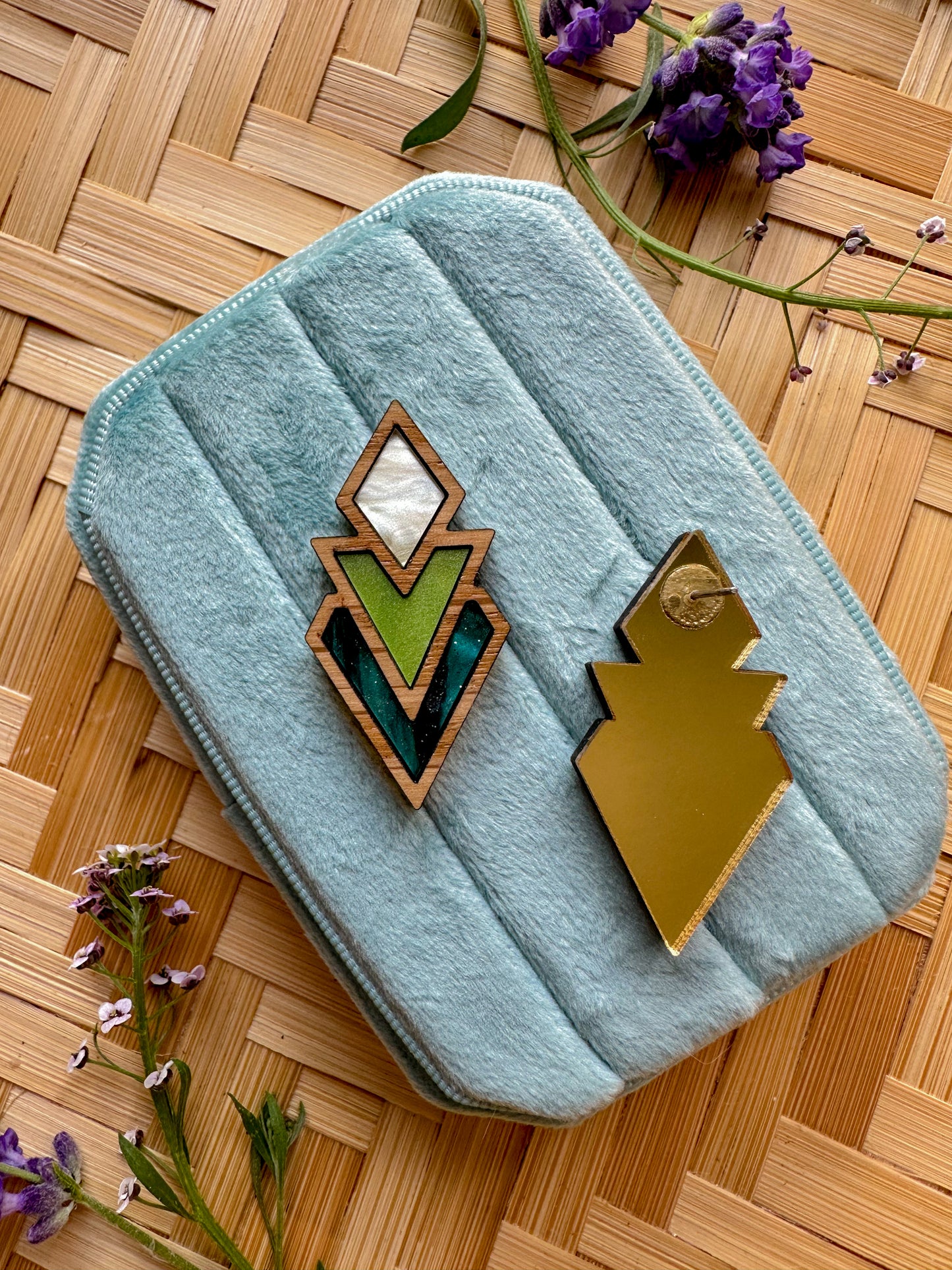 Art Deco Diamond Chevrons - Ombre Green