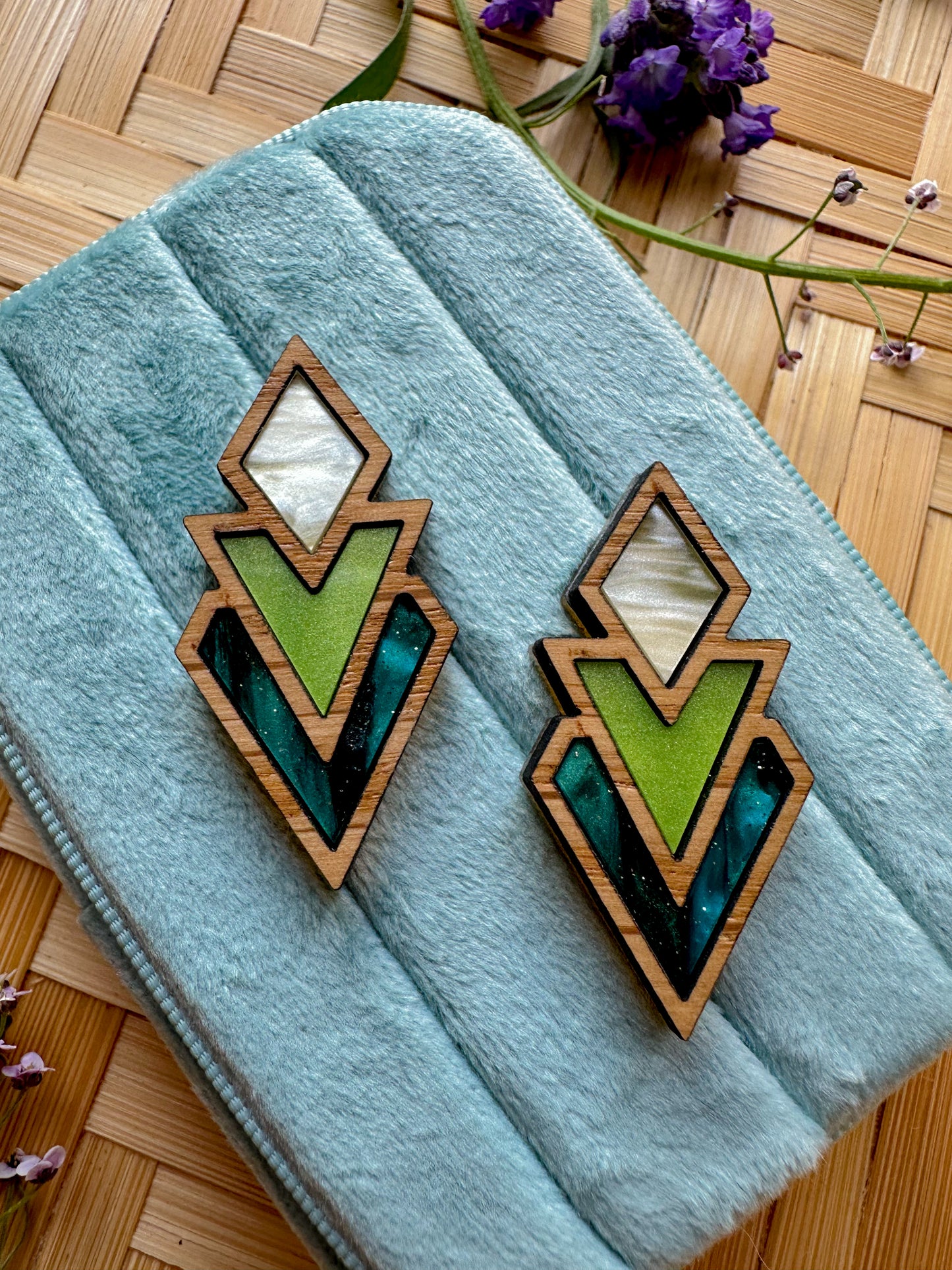 Art Deco Diamond Chevrons - Ombre Green