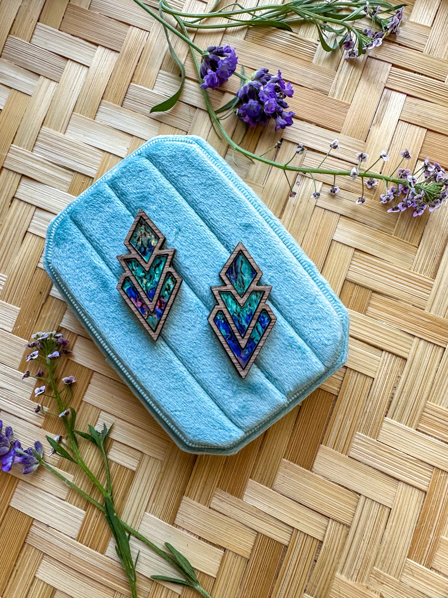 Art Deco Diamond Chevrons - Blue Shells and Wood