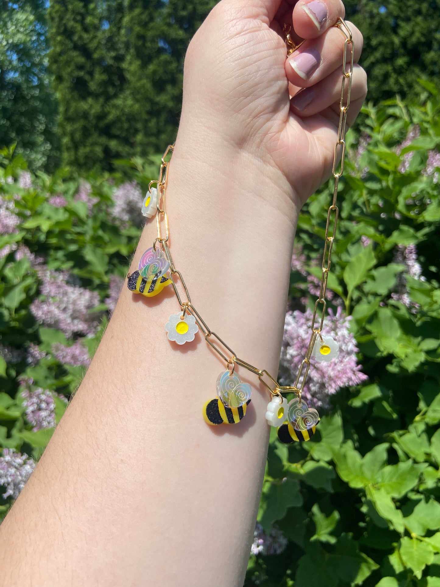 Bumble Bee Floral Necklace